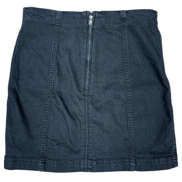 EUC Women's FREE PEOPLE Denim Stretch Mini Skirt Black | Size 6 - Picture 4 of 9